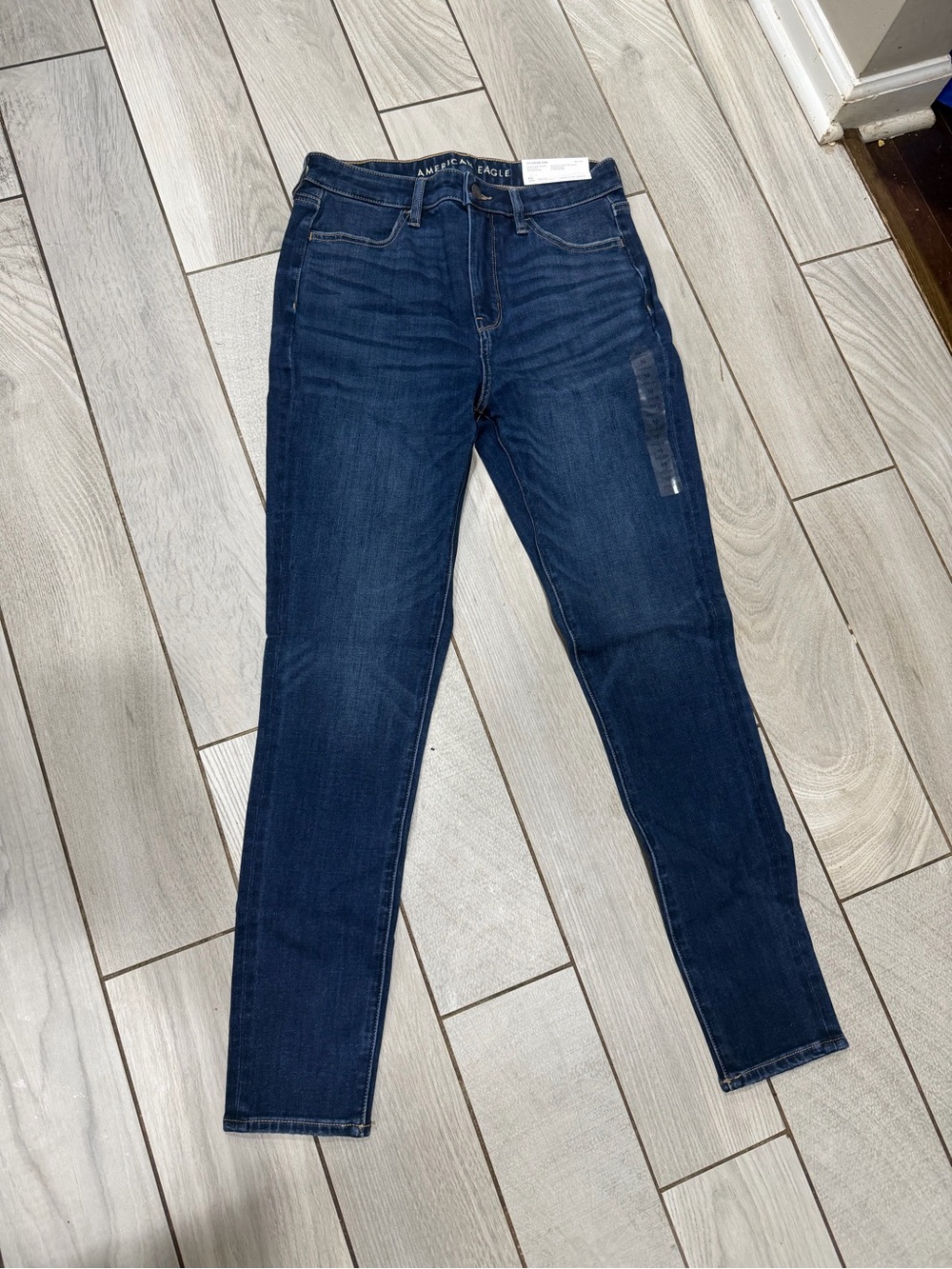 NWT American Eagle Outfitters Women's High-Rise the dream jeggings 10